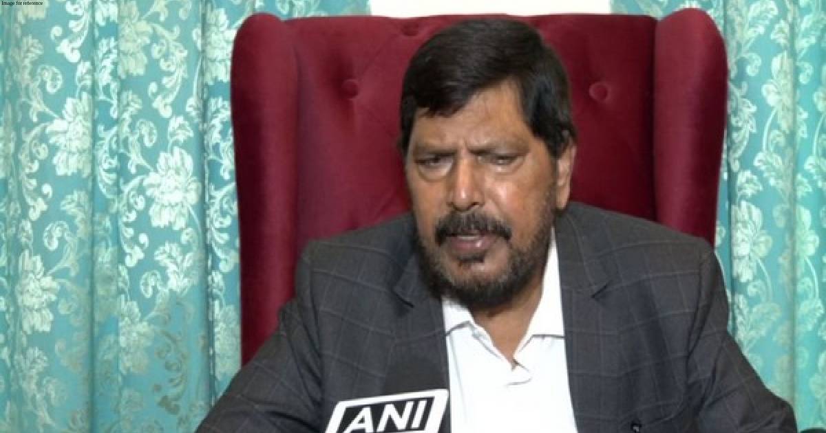 MoS Athawale demands apology from Rahul Gandhi over 